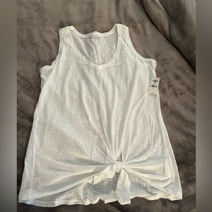 New with tags. Express tank top with cute decorative knot